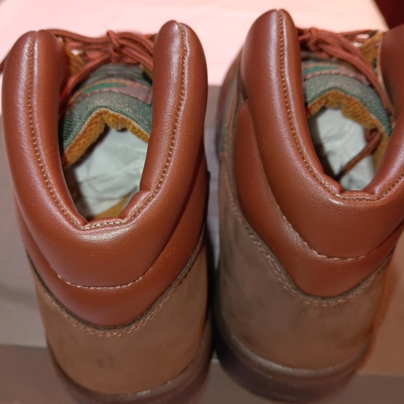 TIMBERLAND FIELD BOOTS 6inch brown beef/broccoli 6m juniors nubuck - Picture 6 of 14